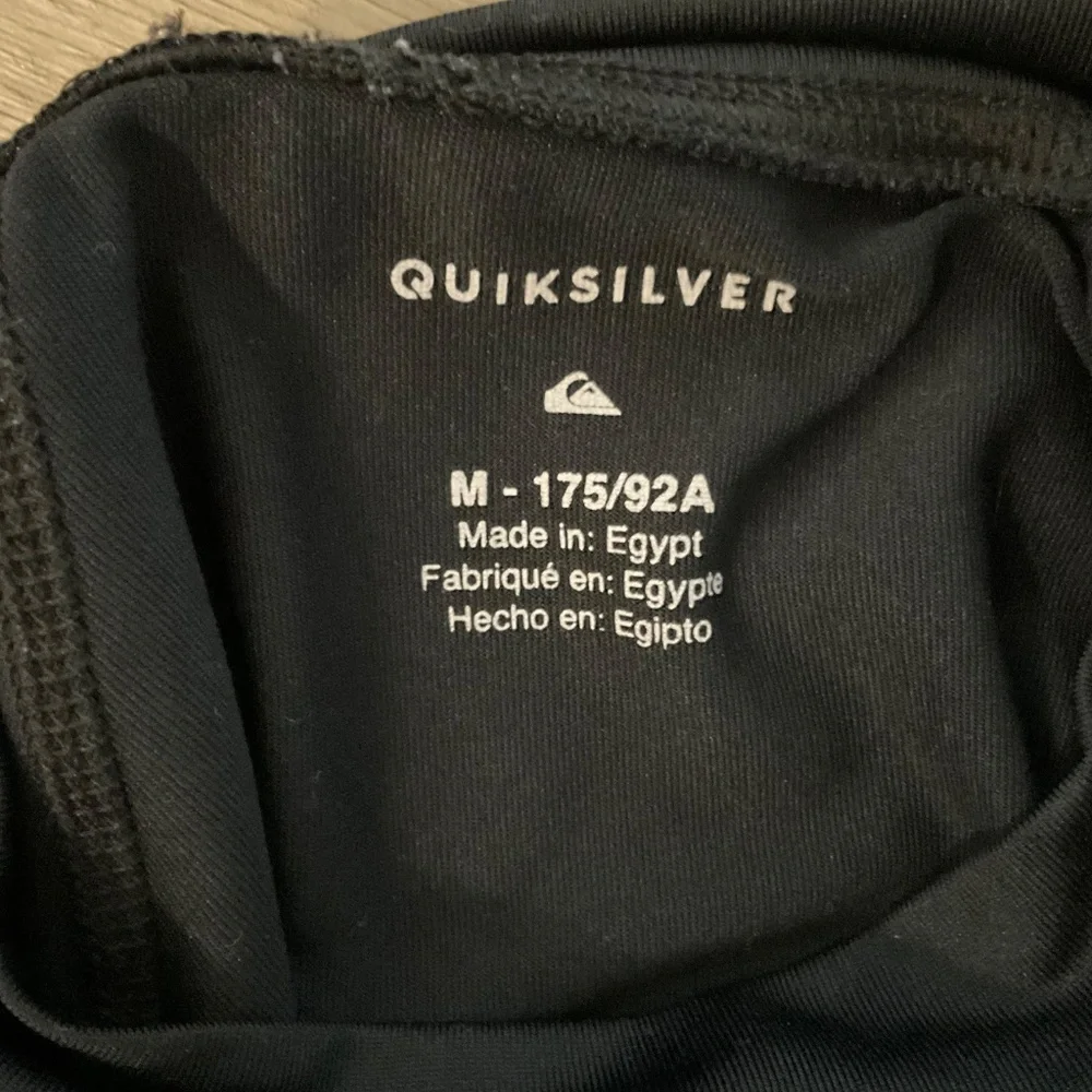 Quiksilver Rash-guard - Picture 3 of 3